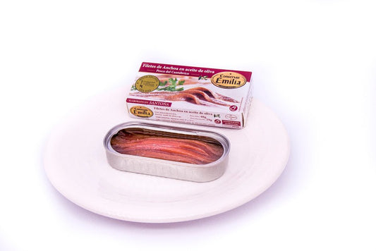 Anchovy fillets from Cantabria, processed in Santoña, in gold series olive oil, 48 g